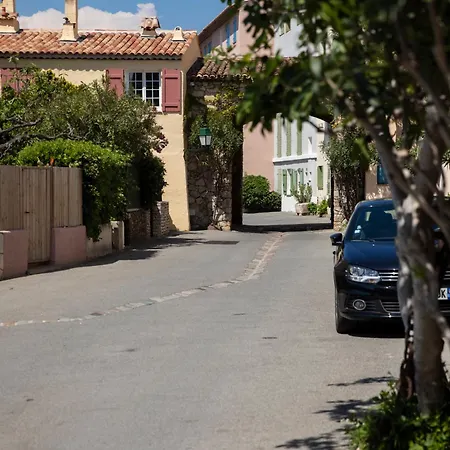 Apartament 30 M De La Grimaud